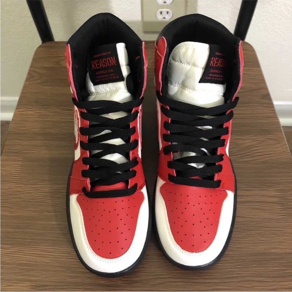 Reason Brand RSN Flaming Skull High Top Sneakers Shoes Size 8 Men Red and Black